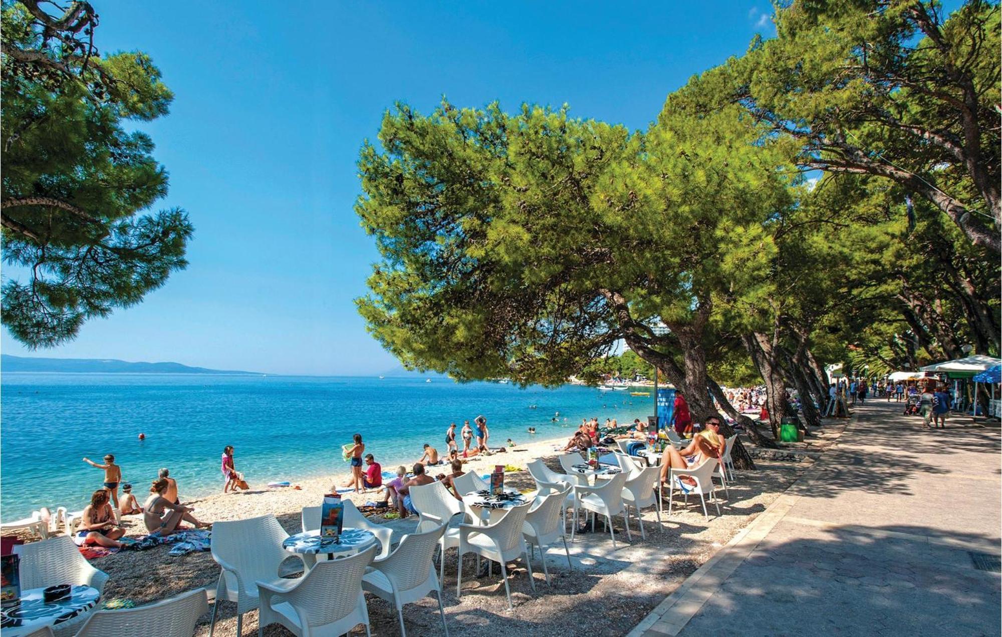 Awesome Apartment In Makarska With Wifi Экстерьер фото